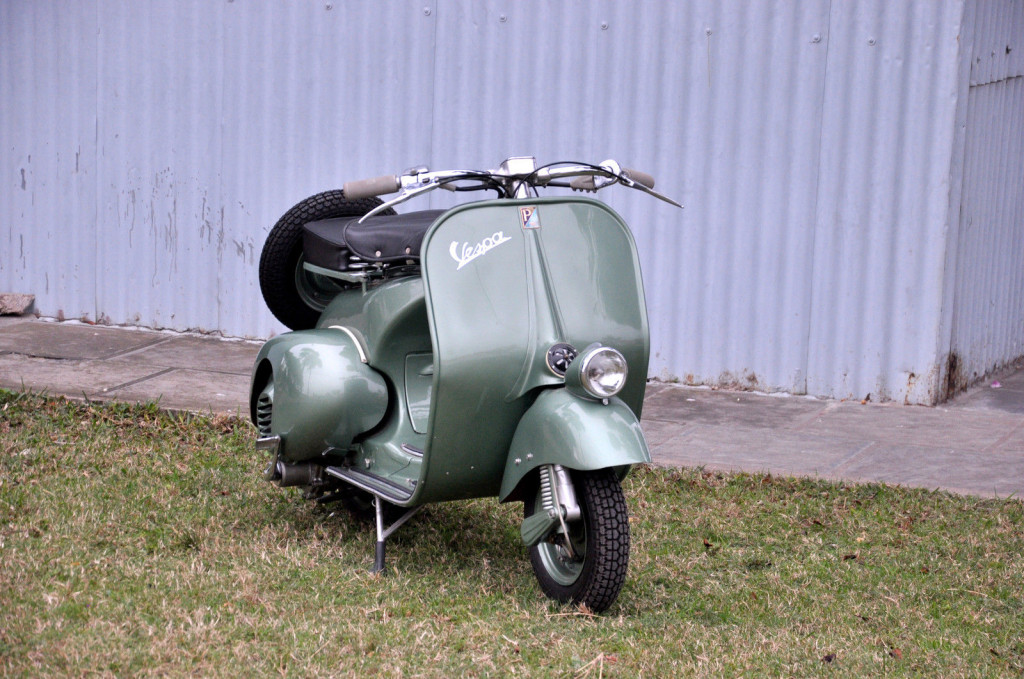 vespa v33