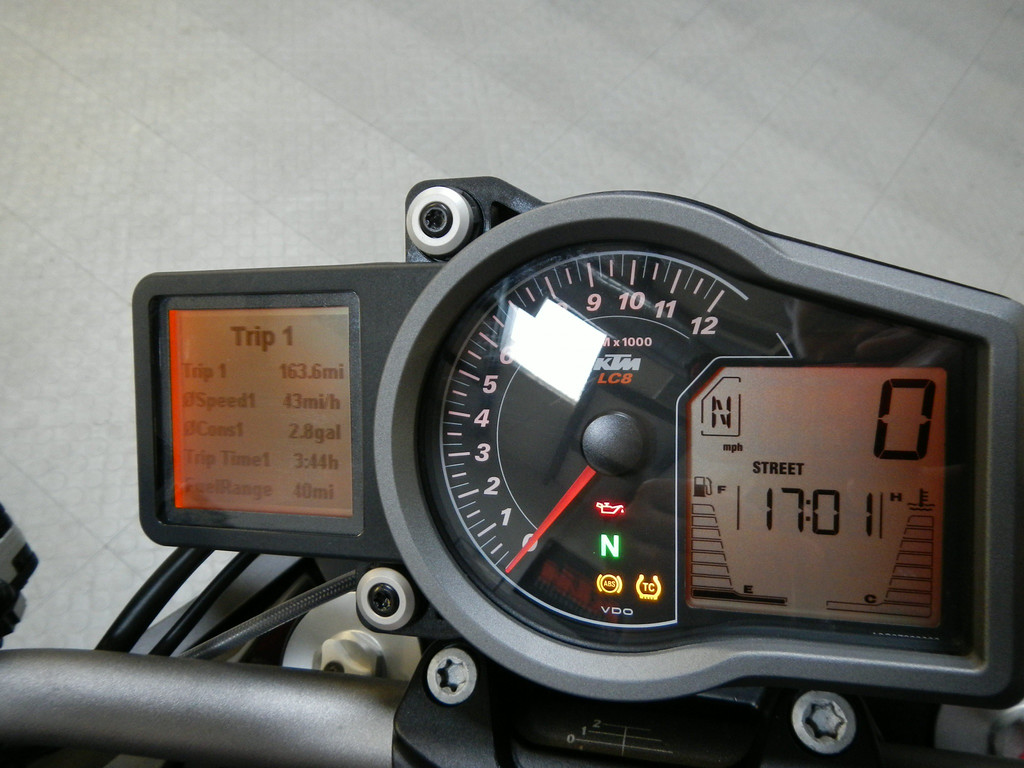 KTM Super Duke 1290 Gauges Bikeurious