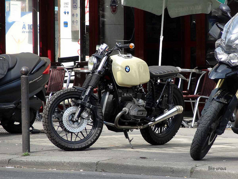 Motorcycles in Paris Featured Bikeurious